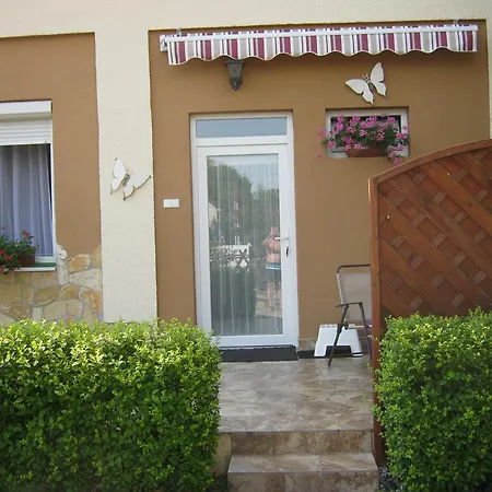 Διαμέρισμα Kitti *